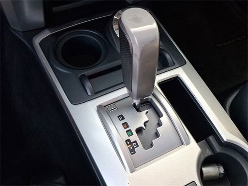 Used 2011 Toyota 4Runner Limited image 12