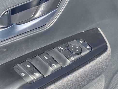 New 2026 Nissan Kicks SV image 15