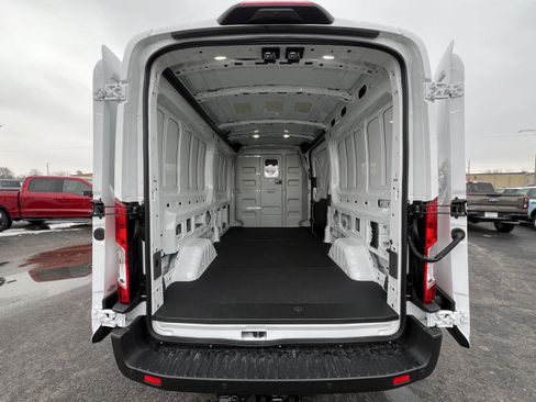New 2026 Ford Transit 250 148 Medium Roof RWD image 42
