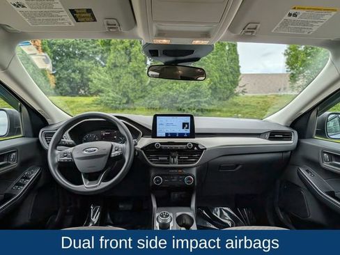 Used 2022 Ford Escape SE FWD image 12