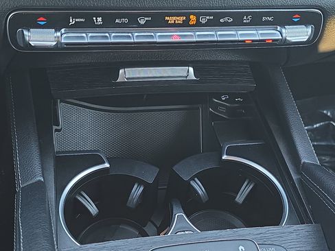 Used 2022 Mercedes-Benz GLE 350 4MATIC image 26