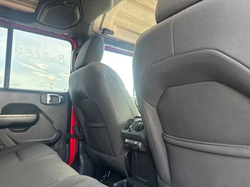 Used 2023 Jeep Wrangler Unlimited Sport AWD/4WD image 28