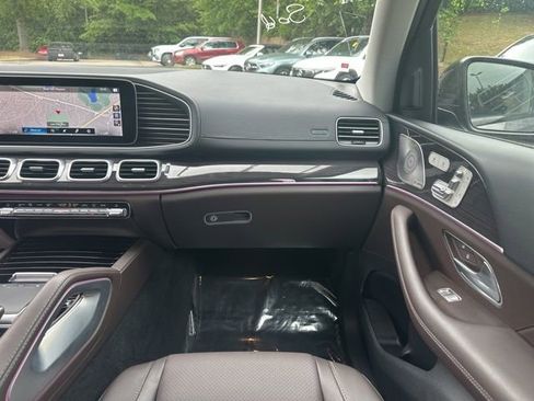 Used 2023 Mercedes-Benz GLS 450 4MATIC w/ AMG Line Exterior image 17