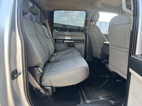 Used 2019 Ford F250 XLT w/ XLT Premium Package AWD/4WD image 36