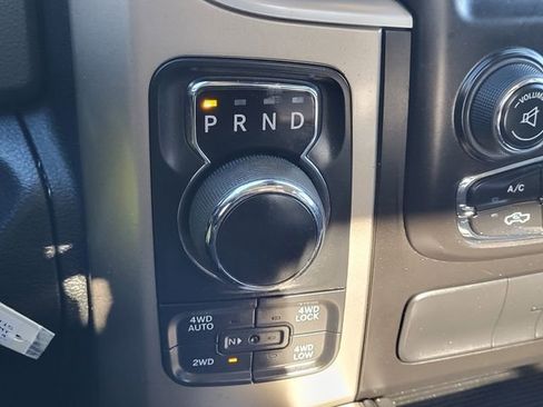 Used 2014 RAM 1500 Big Horn image 24