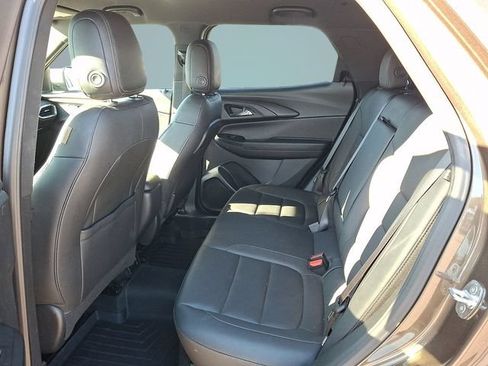 Used 2021 Chevrolet TrailBlazer ACTIV w/ Technology Package AWD/4WD image 7