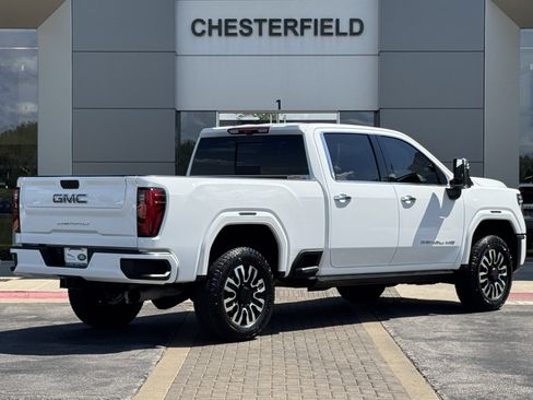 Used 2025 GMC Sierra 2500 Denali Ultimate AWD/4WD image 2