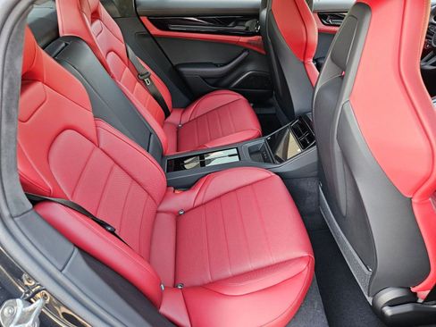 New 2026 Porsche Panamera Turbo image 24