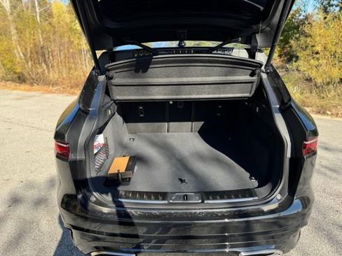 New 2026 Jaguar F-PACE R-Dynamic S image 7