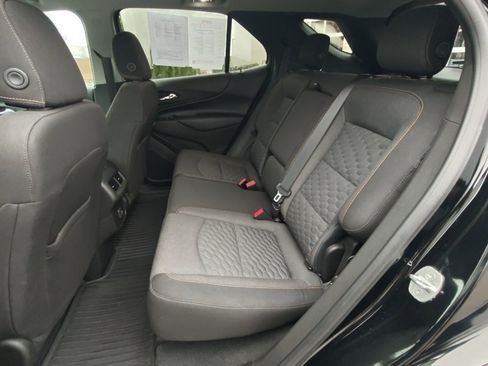 Used 2019 Chevrolet Equinox LT image 16