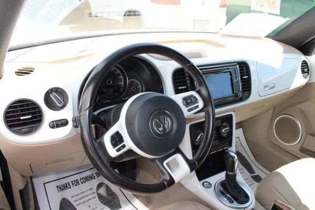Used 2017 Volkswagen Beetle 1.8T S FWD image 23