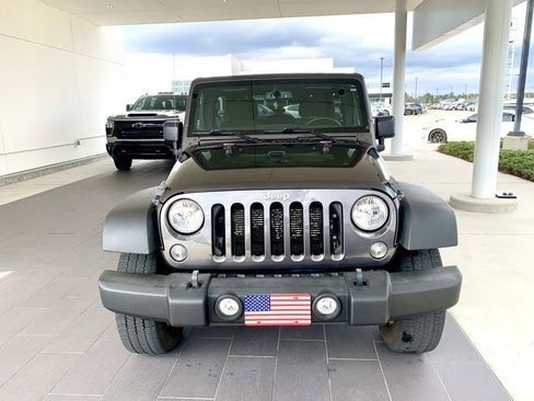 Used 2017 Jeep Wrangler Unlimited Sport w/ Quick Order Package 24S image 2