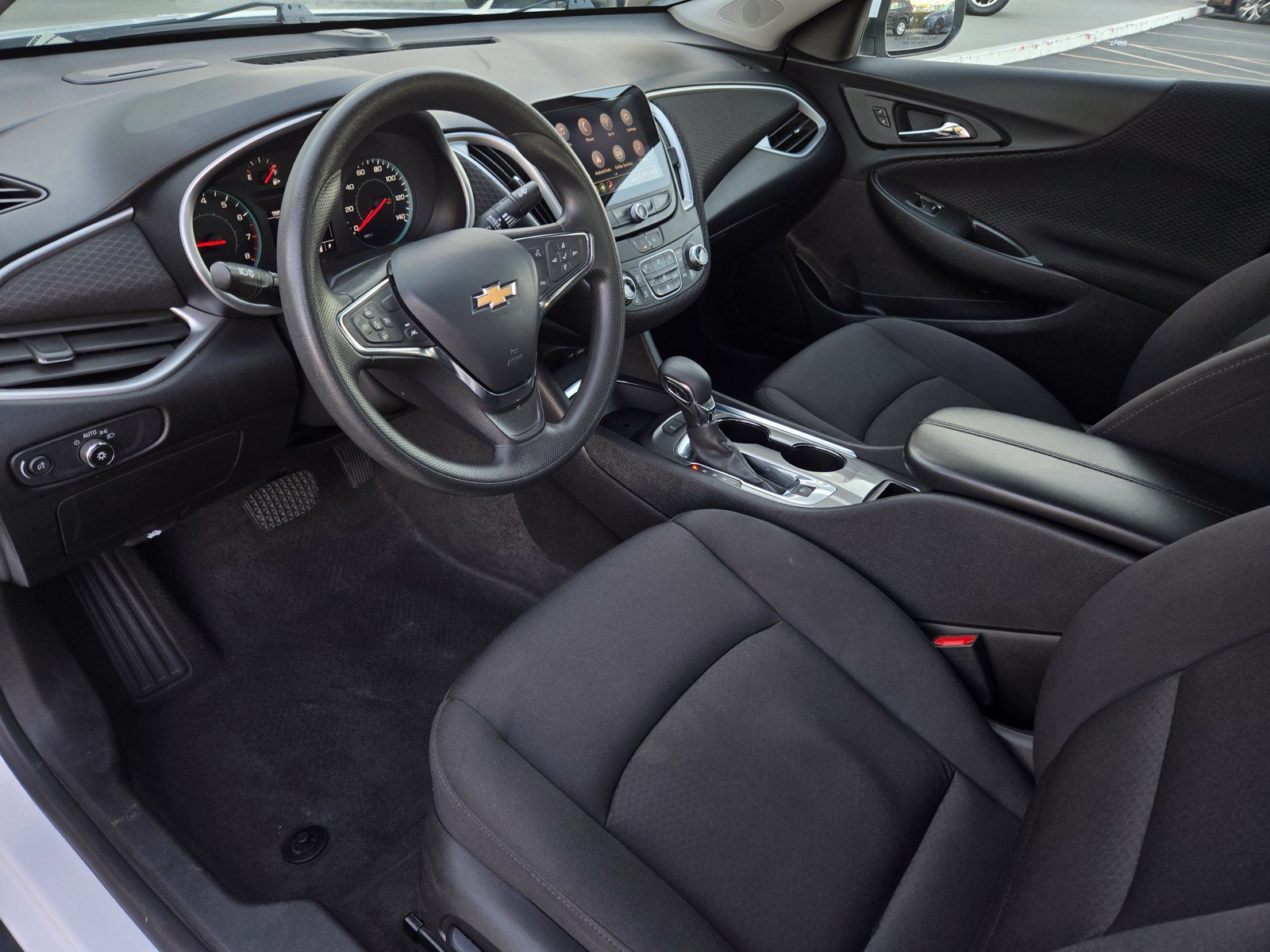 Used 2024 Chevrolet Malibu LT FWD image 7