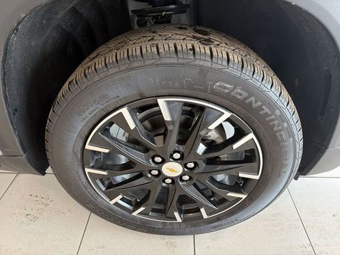 New 2026 Chevrolet Traverse LT w/ Sun and Wheel Package image 14