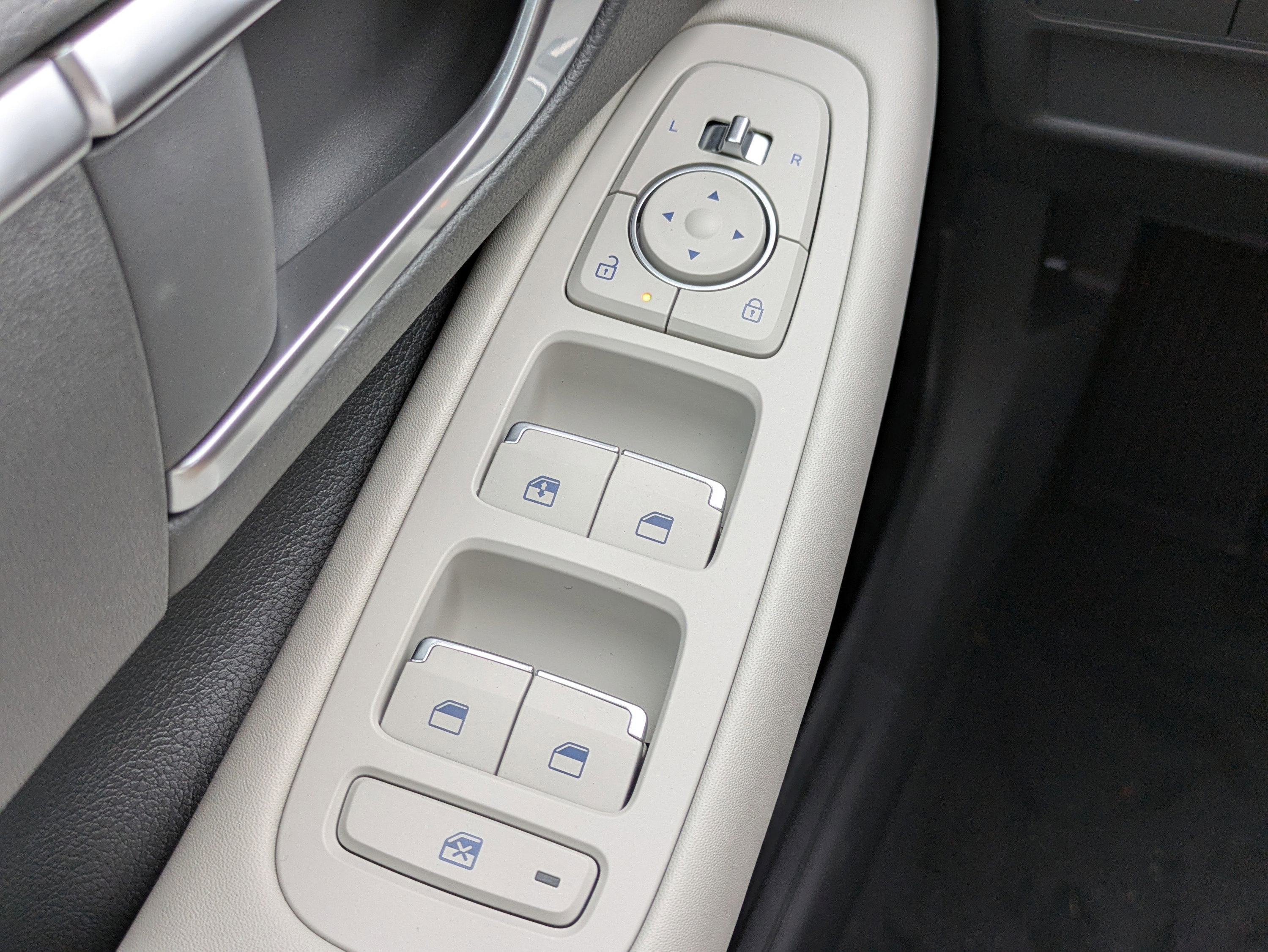 Certified 2026 Hyundai Sonata SE FWD image 18