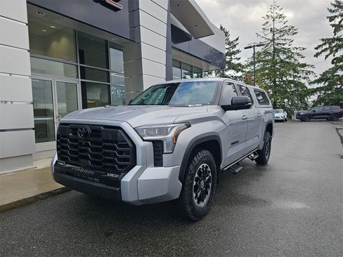Used 2024 Toyota Tundra Limited image 3