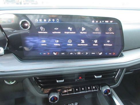 New 2026 Chevrolet Suburban LT w/ Comfort Package image 33