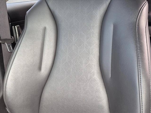 Used 2023 Kia Carnival LX FWD image 13