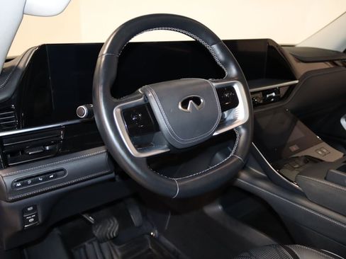 Used 2025 INFINITI QX80 Sensory AWD/4WD image 42