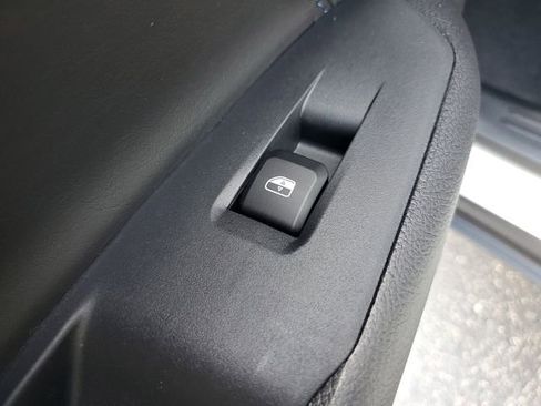 New 2025 Jeep Compass Limited w/ Sun & Sound Group image 16