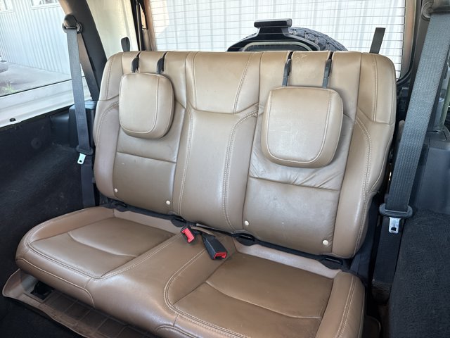Used 2021 Jeep Wrangler Rubicon AWD/4WD image 12