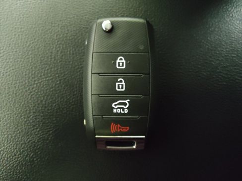 Used 2019 Kia Sorento AWD w/ LX Convenience Package image 32