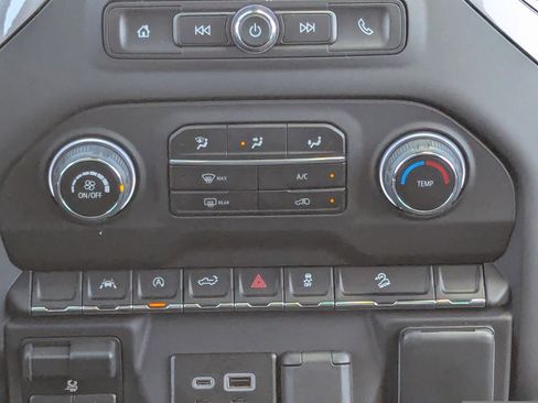 Certified 2026 Chevrolet Silverado 1500 Custom Trail Boss w/ LPO, Dark Essentials Package image 20