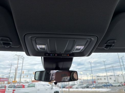 Used 2023 Chevrolet Silverado 1500 LT image 22