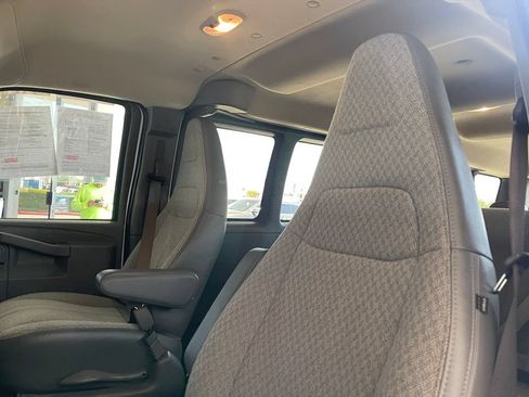 Used 2024 Chevrolet Express 3500 LT w/ LT Preferred Equipment Group RWD image 9