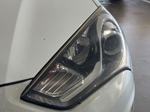 Used 2015 Hyundai Genesis 3.8 RWD image 10