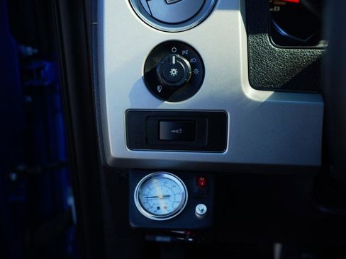 Used 2014 Ford F150 FX4 image 36