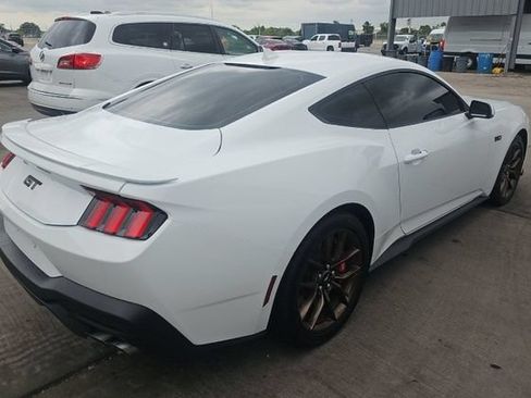 Used 2024 Ford Mustang GT Premium RWD image 3