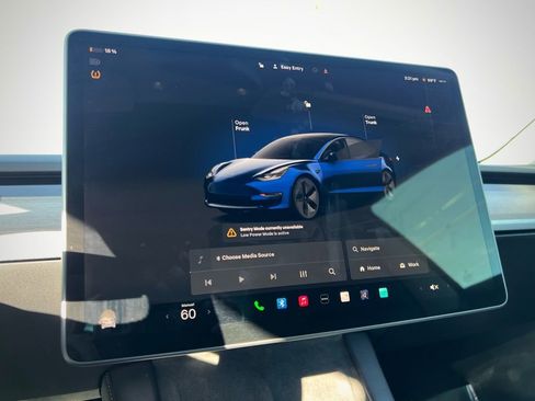Used 2022 Tesla Model 3 image 34