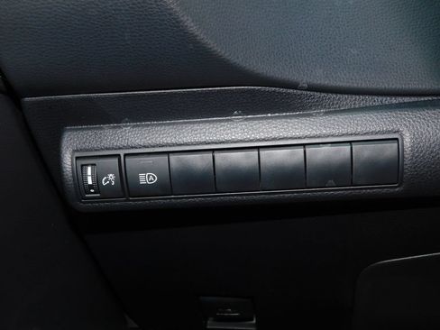 Used 2024 Toyota Corolla XSE FWD image 27