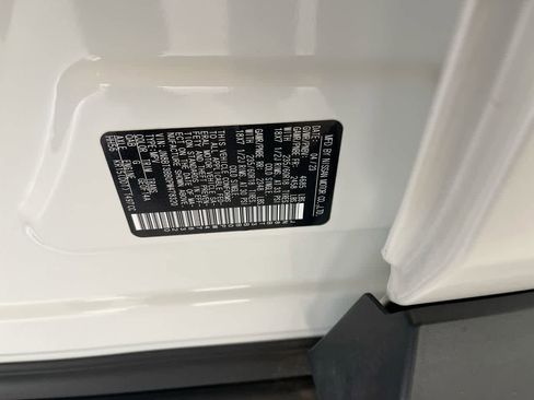 Used 2023 Nissan Rogue SV image 26