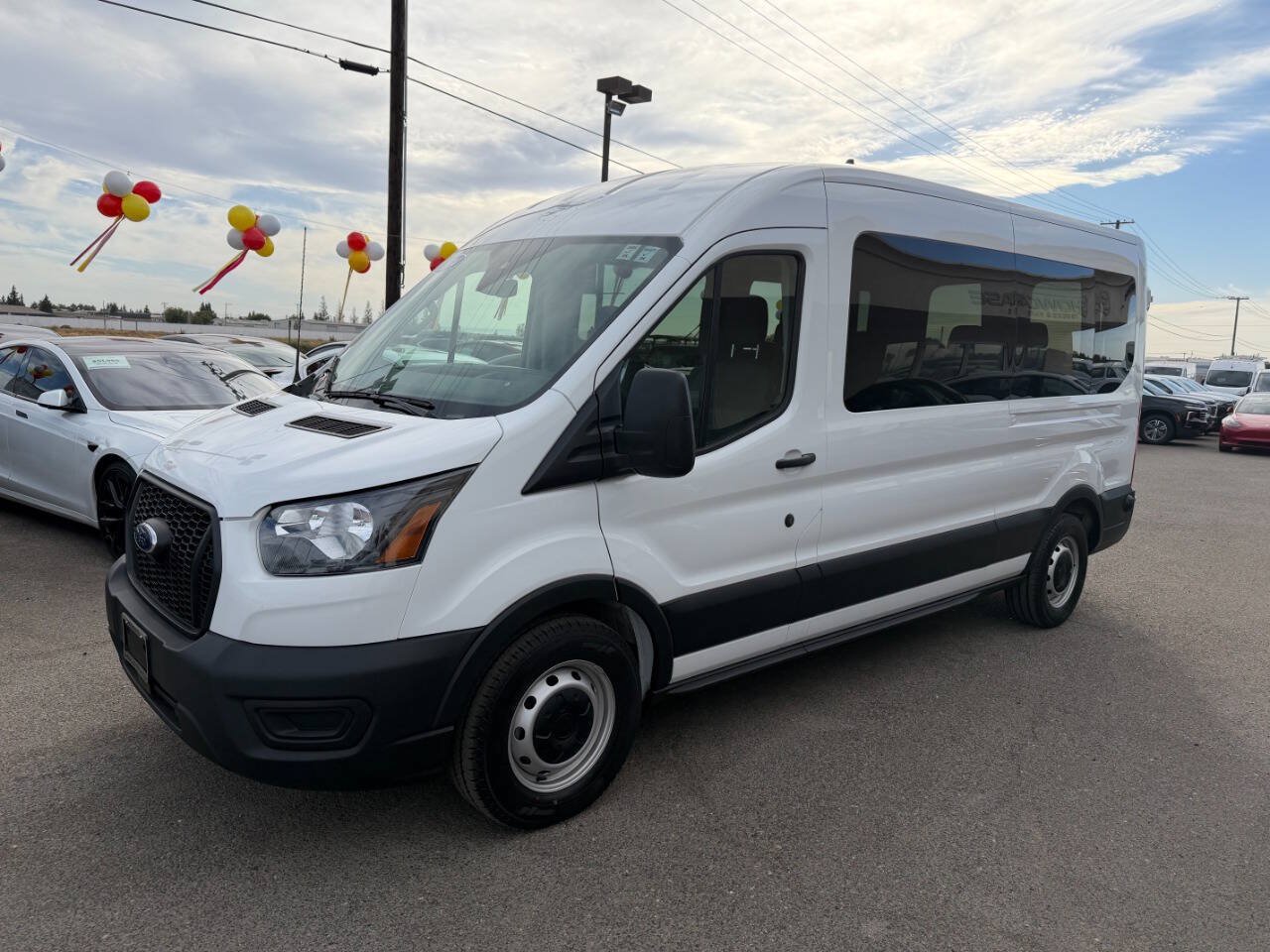 Used 2024 Ford Transit 350 XL RWD image 4