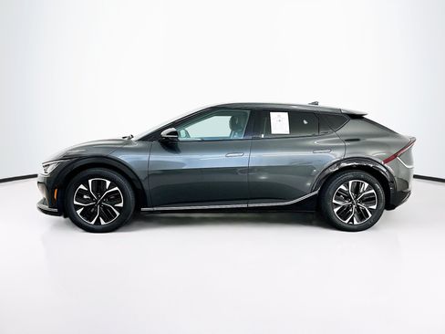 Used 2024 Kia EV6 Wind w/ Wind Technology Package AWD/4WD image 4