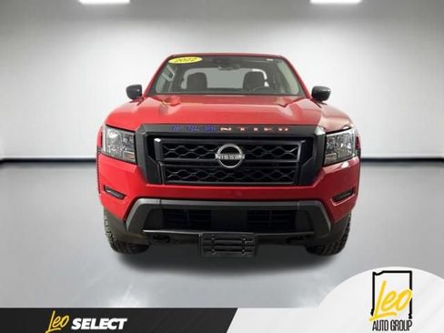 Used 2022 Nissan Frontier S w/ Technology Package AWD/4WD image 2