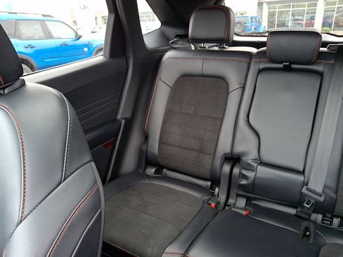 Certified 2022 Ford Escape SEL w/ SEL Stealth AWD Package image 18