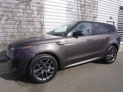 New 2026 Land Rover Range Rover Sport SE AWD/4WD image 3