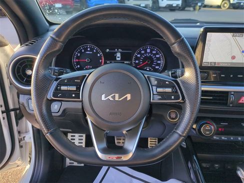 Used 2023 Kia Forte GT-Line w/ GT-Line Premium Package image 11