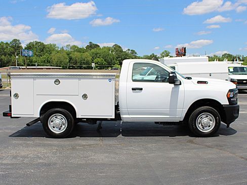 Used 2024 RAM 2500 Tradesman RWD image 11