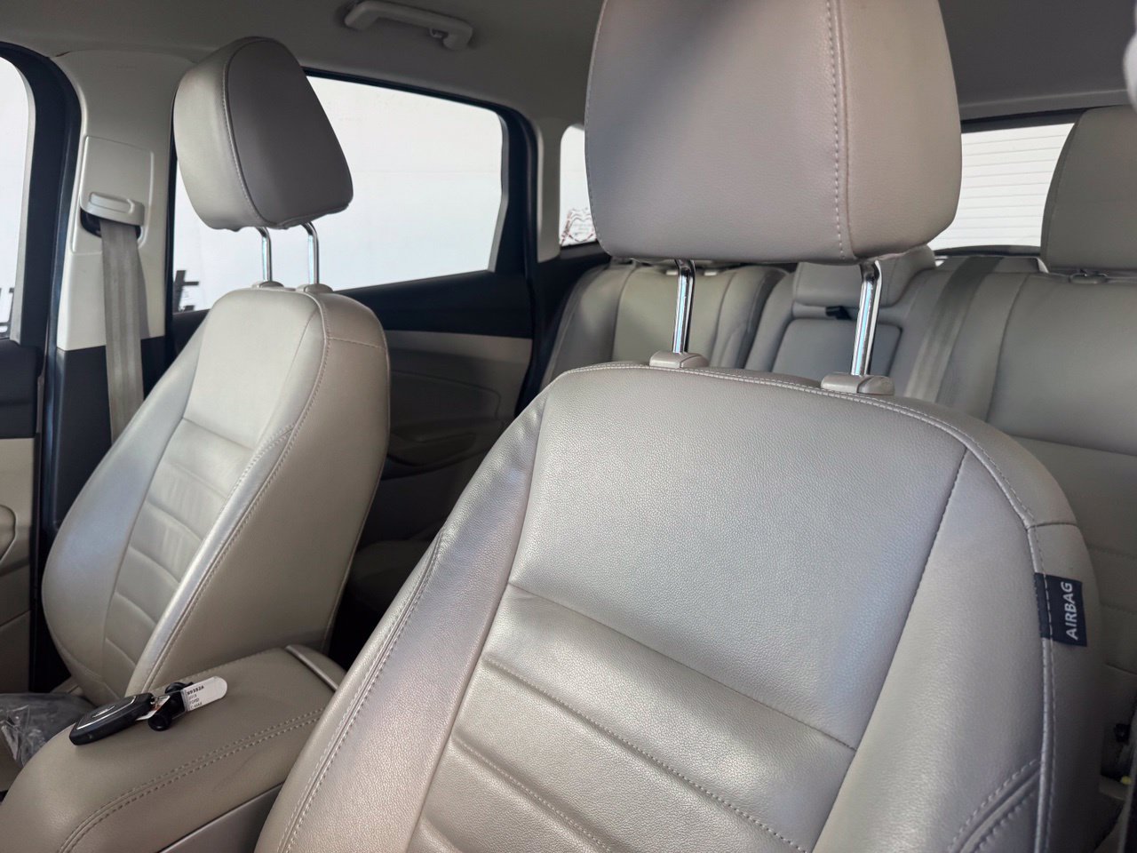 Used 2013 Ford C-MAX SEL FWD image 9