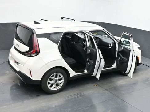 Used 2025 Kia Soul LX w/ LX Technology Package image 63