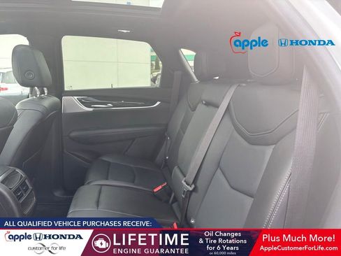 Used 2023 Cadillac XT5 Premium Luxury AWD/4WD image 5