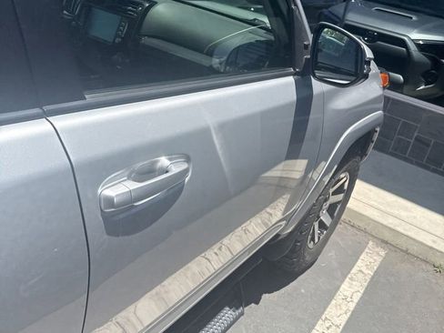 Used 2021 Toyota 4Runner TRD Off-Road Premium w/ Moonroof Package AWD/4WD image 19