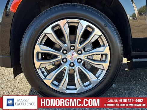 Used 2023 GMC Yukon Denali AWD/4WD image 10