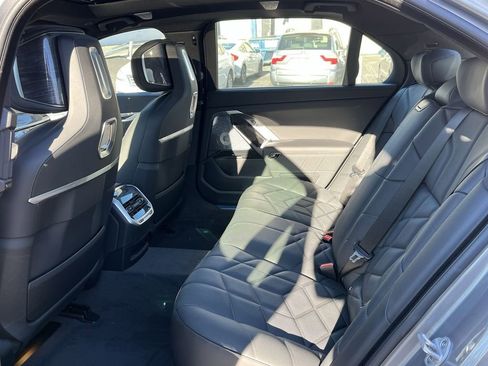 New 2025 BMW 760i xDrive image 23