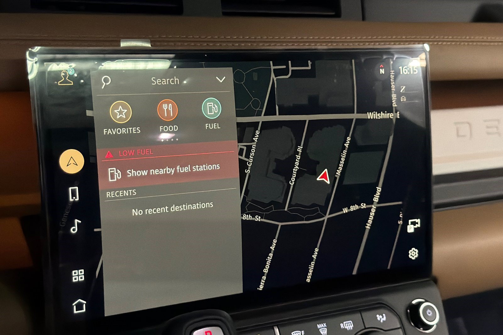 New 2026 Land Rover Defender 110 X-Dynamic SE AWD/4WD image 18