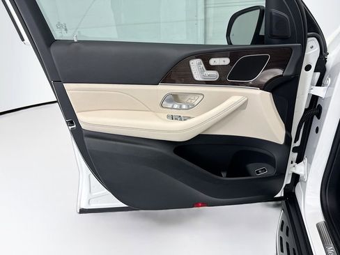 Used 2025 Mercedes-Benz GLE 450 4MATIC image 23